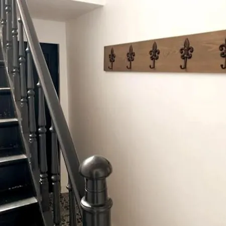 Casa vacanze La40 Statig Gerenoveerd Huis In Hartje Nieuwpoort-stad *